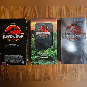 Jurassic Park Trilogy VHS bundle